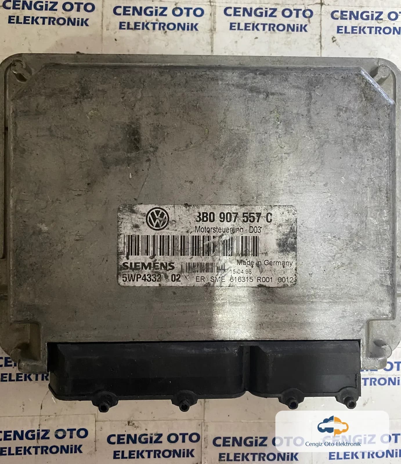 Volkswagen Motor Beyini - 8B0907557C