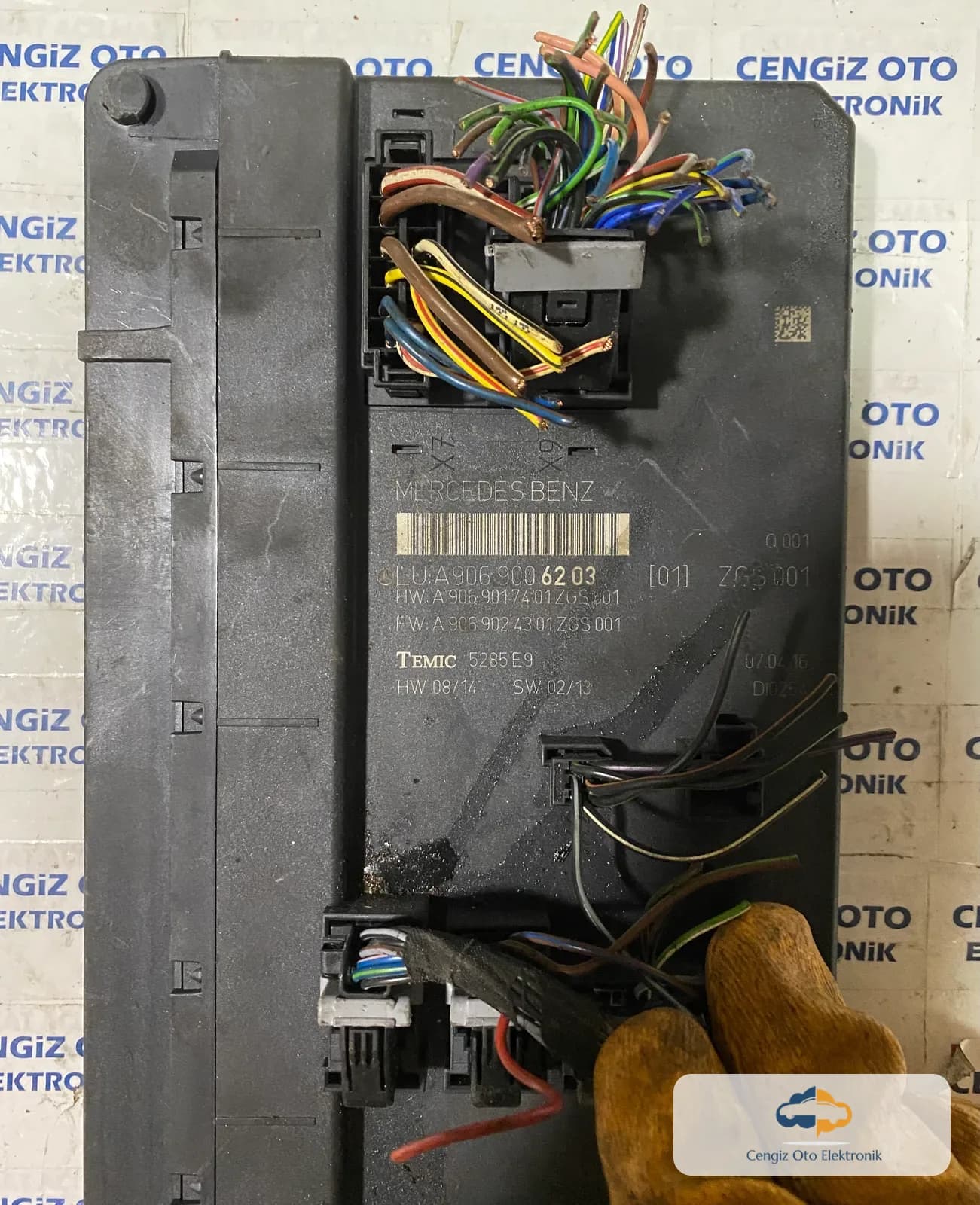 Mercedes Sprinter Sigorta Kutusu - A9069006203 - A9069017401ZGS001 - 5285E9