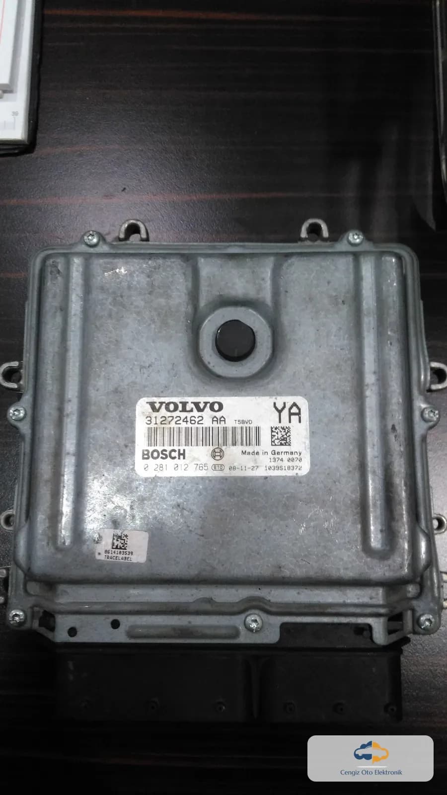 Volvo Volvo S80 II, V70 III, XC70 II, XC60 Motor Beyini (ECU / Engine Control Unit / Motor Kontrol Ünitesi) - 31272462