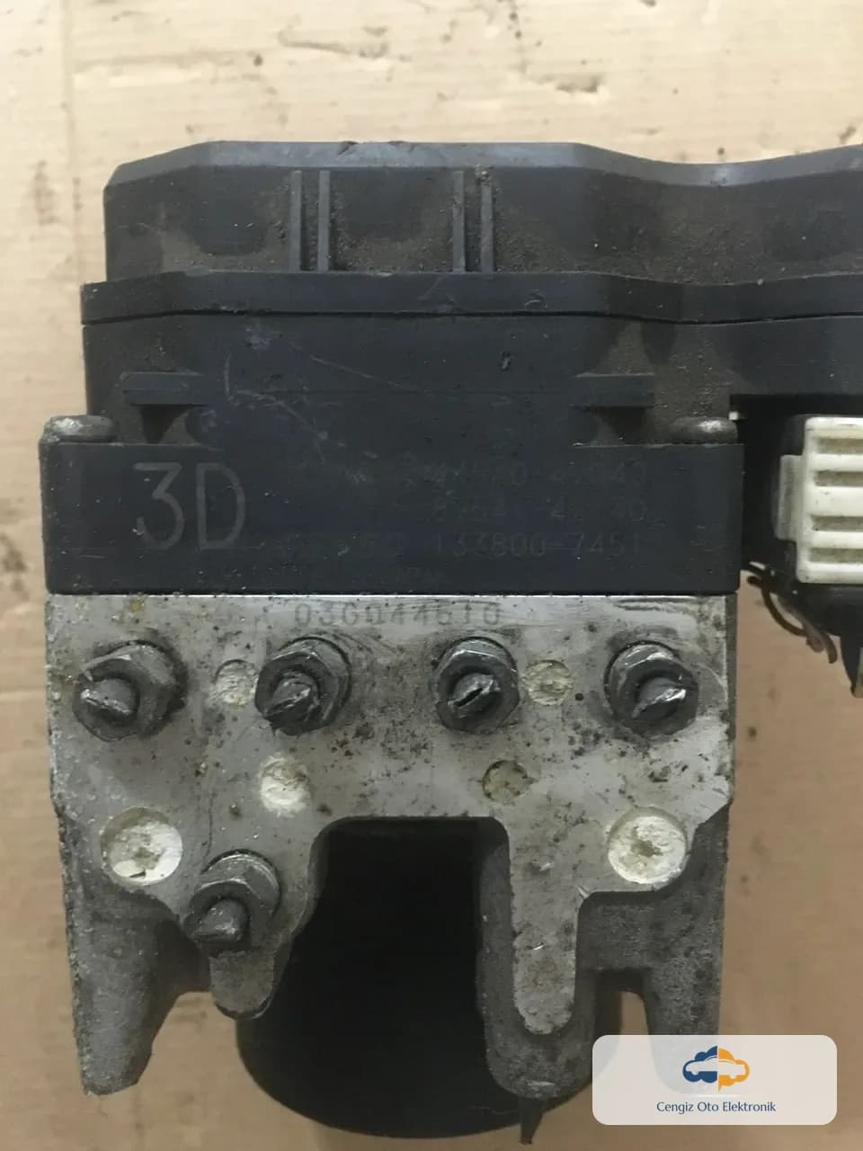 Toyota Rav4 Abs Beyini - 133800-7451 - 45540-42040 - 85541-42140
