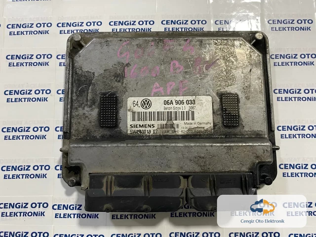 Volkswagen Golf Motor Beyini - 06A906033 - Simos 3.3 - 5WP4001007
