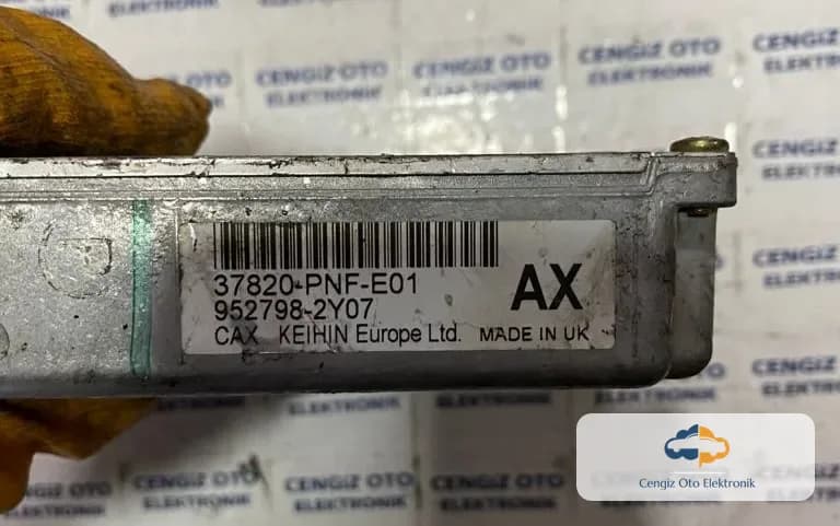 Honda Motor Beyini - 37820-PNF-E01 - 37820PNFE01 - 952798-2Y07 - 9527982Y07