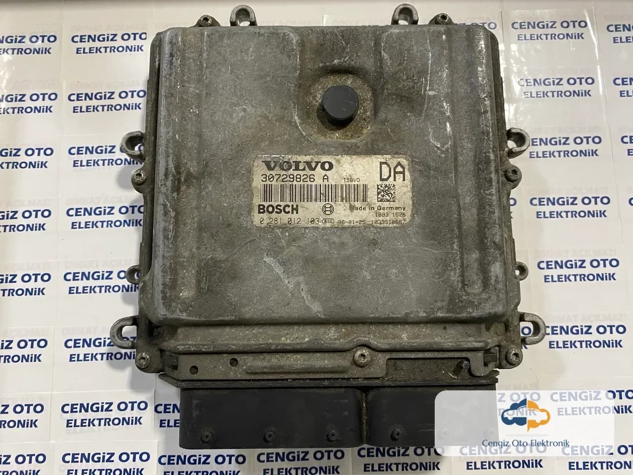Volvo S60 Motor Beyini - 0281012103 - 30729826