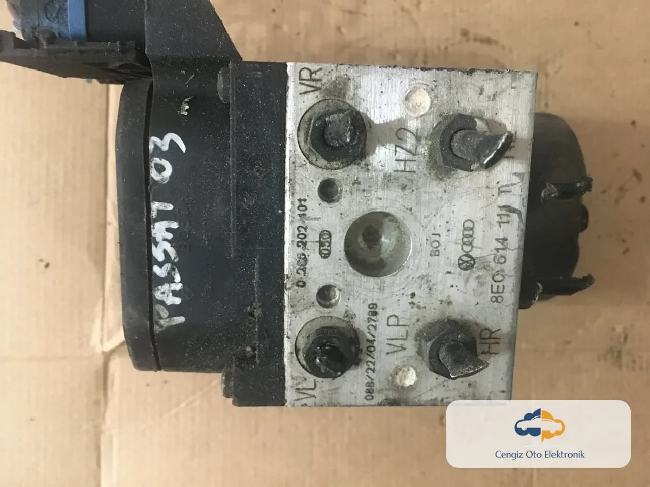 Audi A6 2.5 Abs Beyini - 0265202101 - 8E0614111T