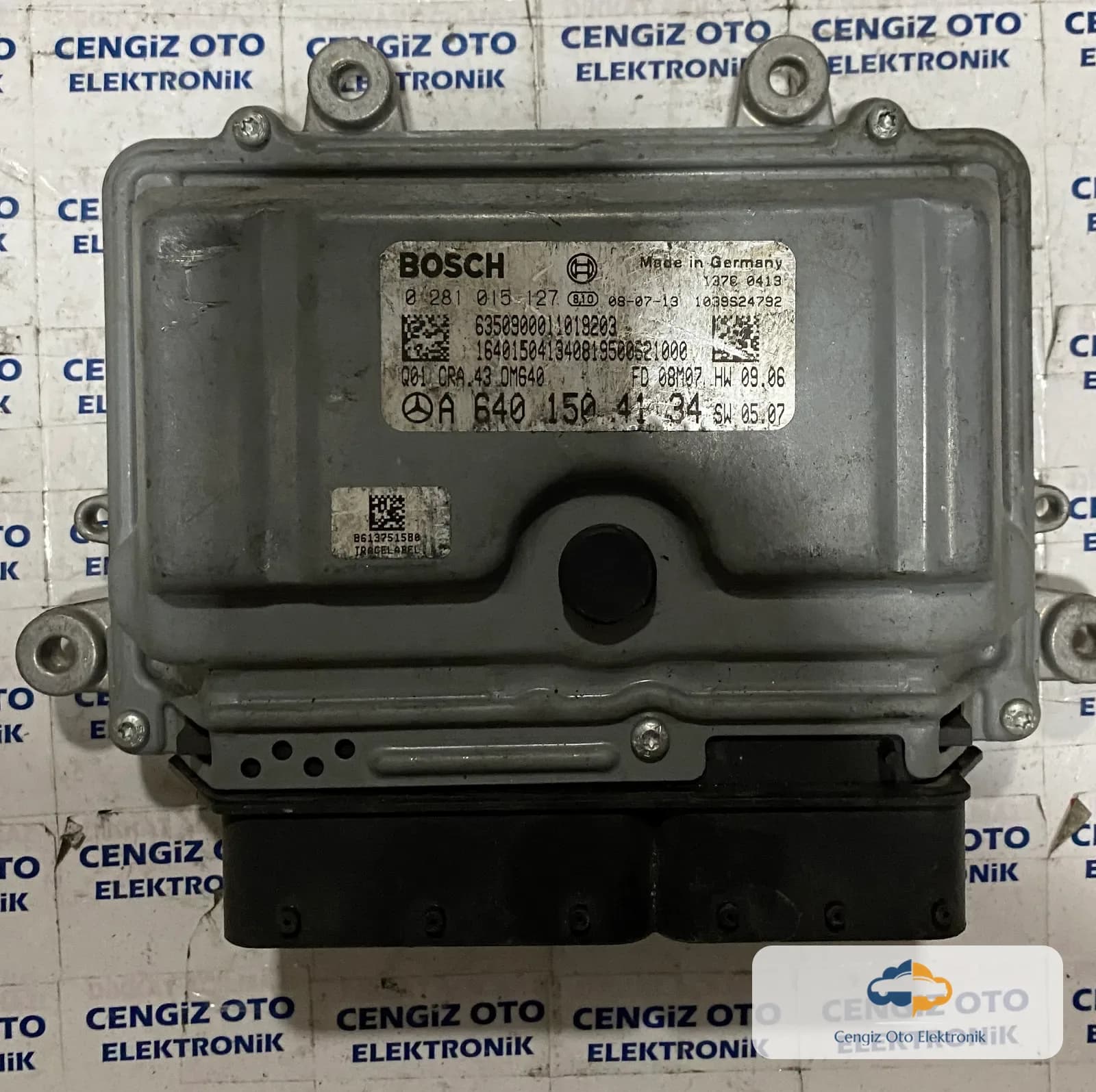 Mercedes Motor Beyini - 0281015127 - A6401504134