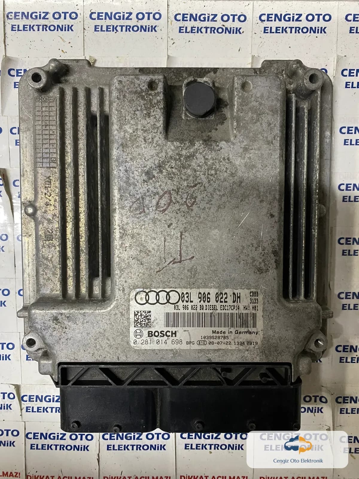 Audi Motor Beyini - 0281014698 - 0 281 014 698