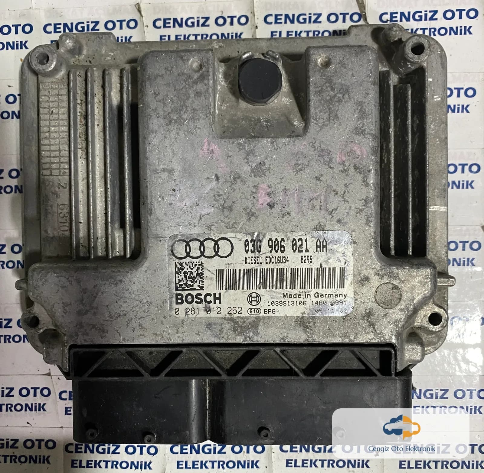 Audi A3 Motor Beyini - 0 281 012 262 - 0281012262 - 03G 906 021 AA - 03G906021AA