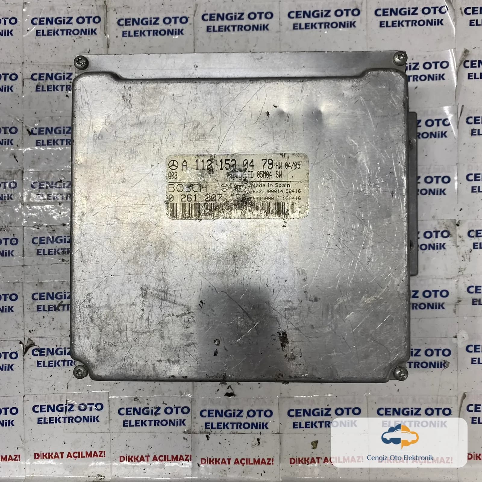 Mercedes Motor Beyini - A 112 153 04 79 - A1121530479 - 0261207158 - 0 261 207 158