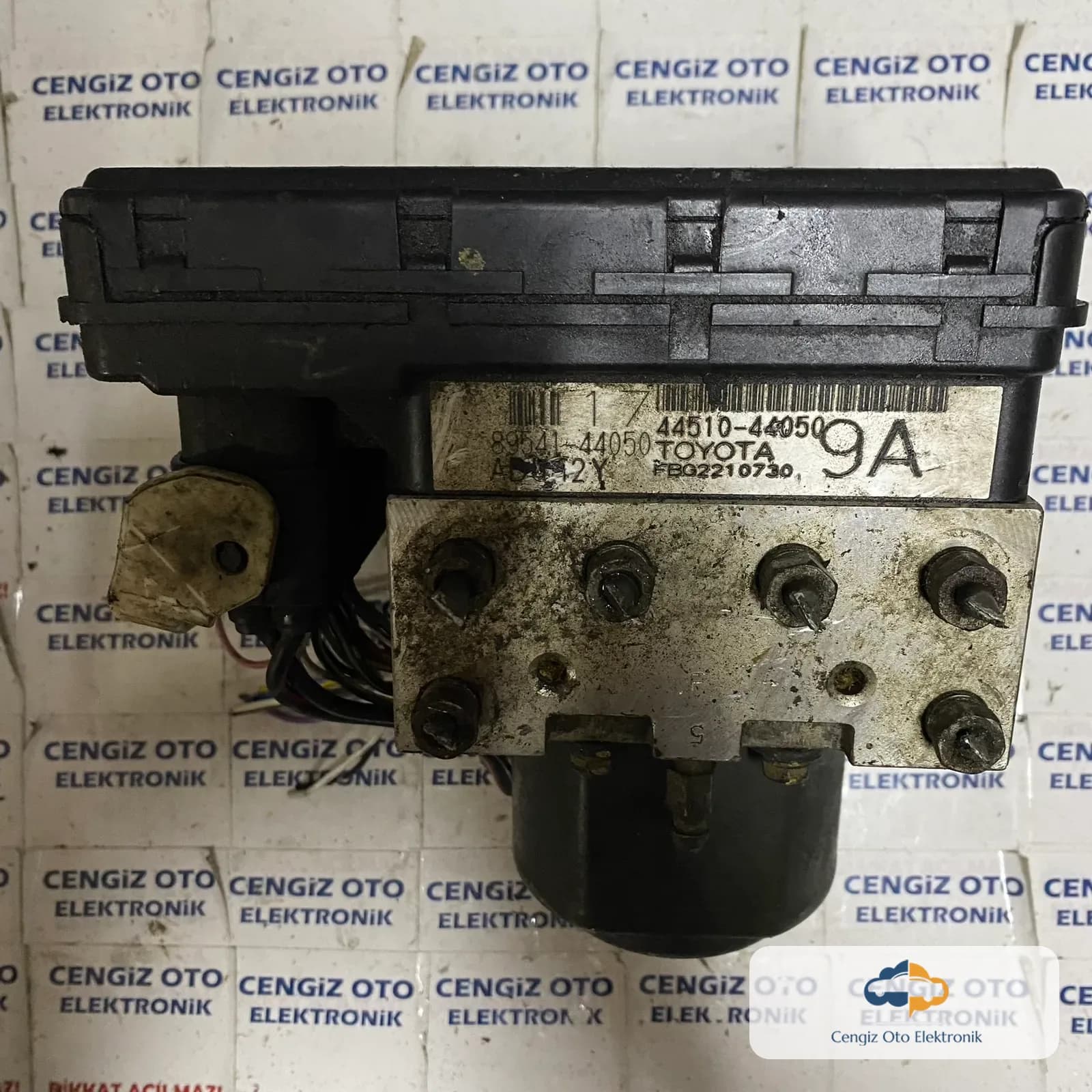 Toyota Avensis ABS Beyini - 4451044050 - 44510-44050