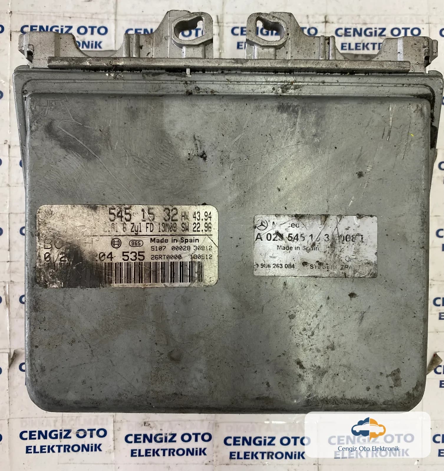 Mercedes Motor Beyini - 0261204535