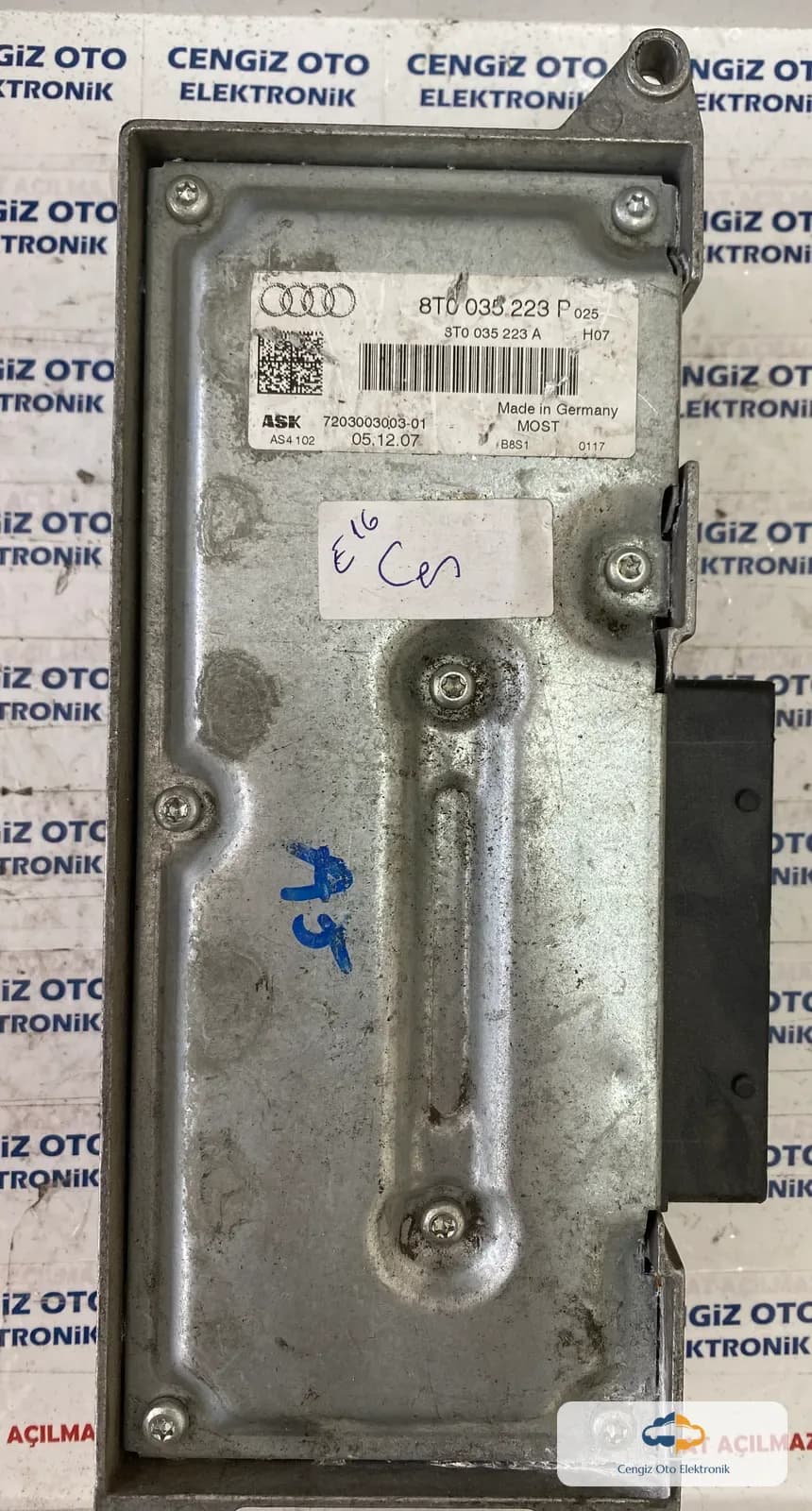 Audi Amplifikatörü - 8T0035223P