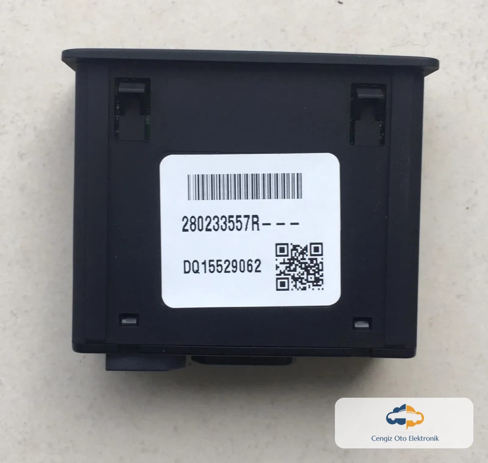 Renault Megane 4 Orjinal USB, AUX, SD Kart Prizi - 280233557R - DQ15529062