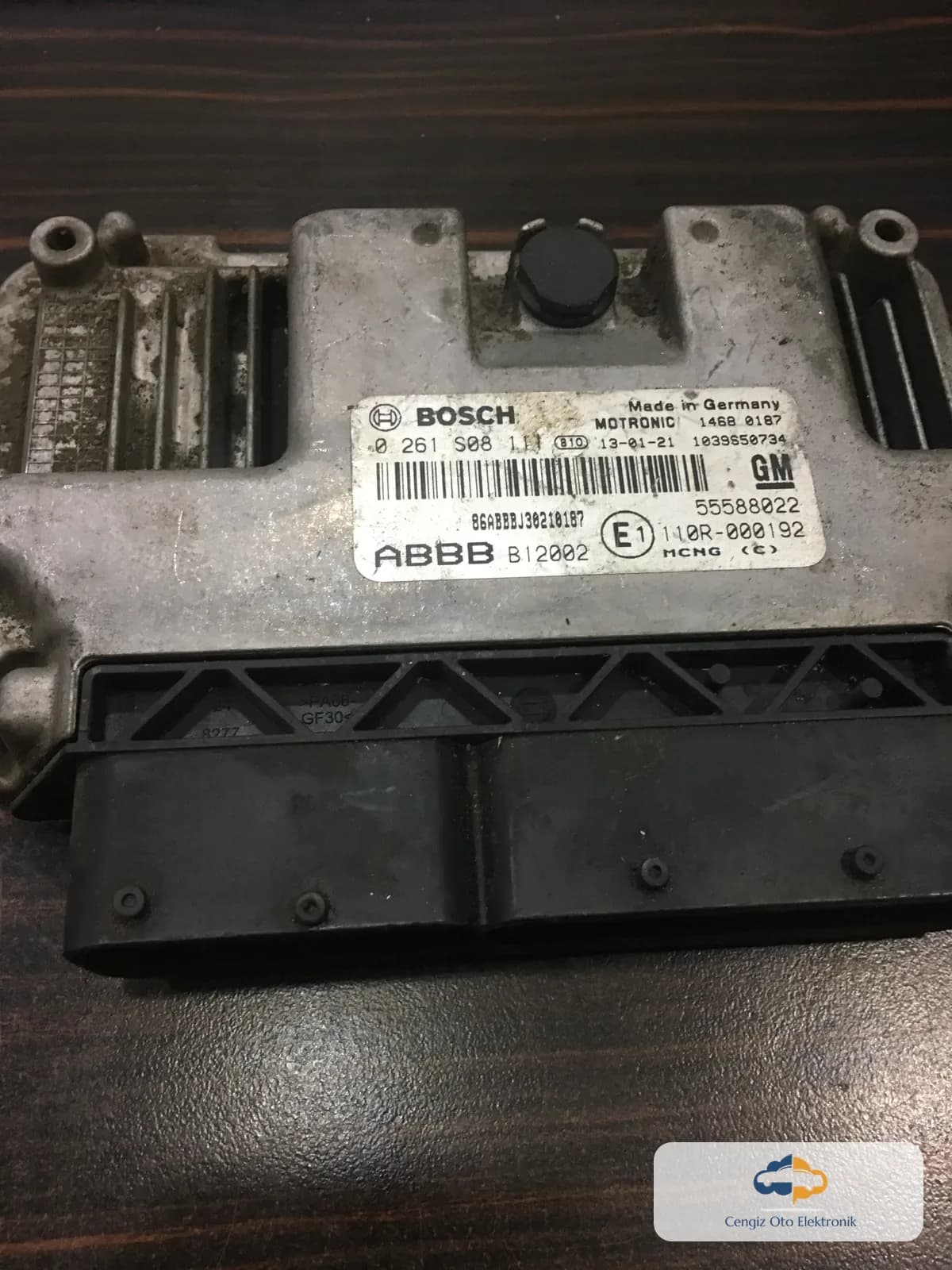 Opel Meriva Motor Beyini - 0261S08111 - 55588022