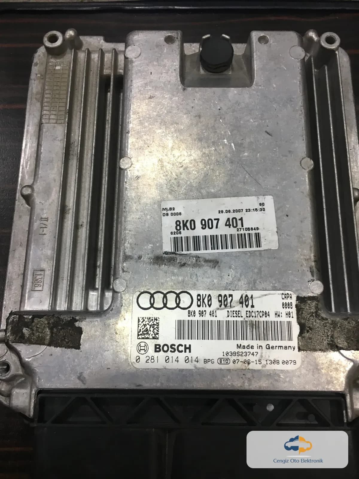 Audi A4 A5 - 0281014014 - 8K0907401 - EDC17CP04