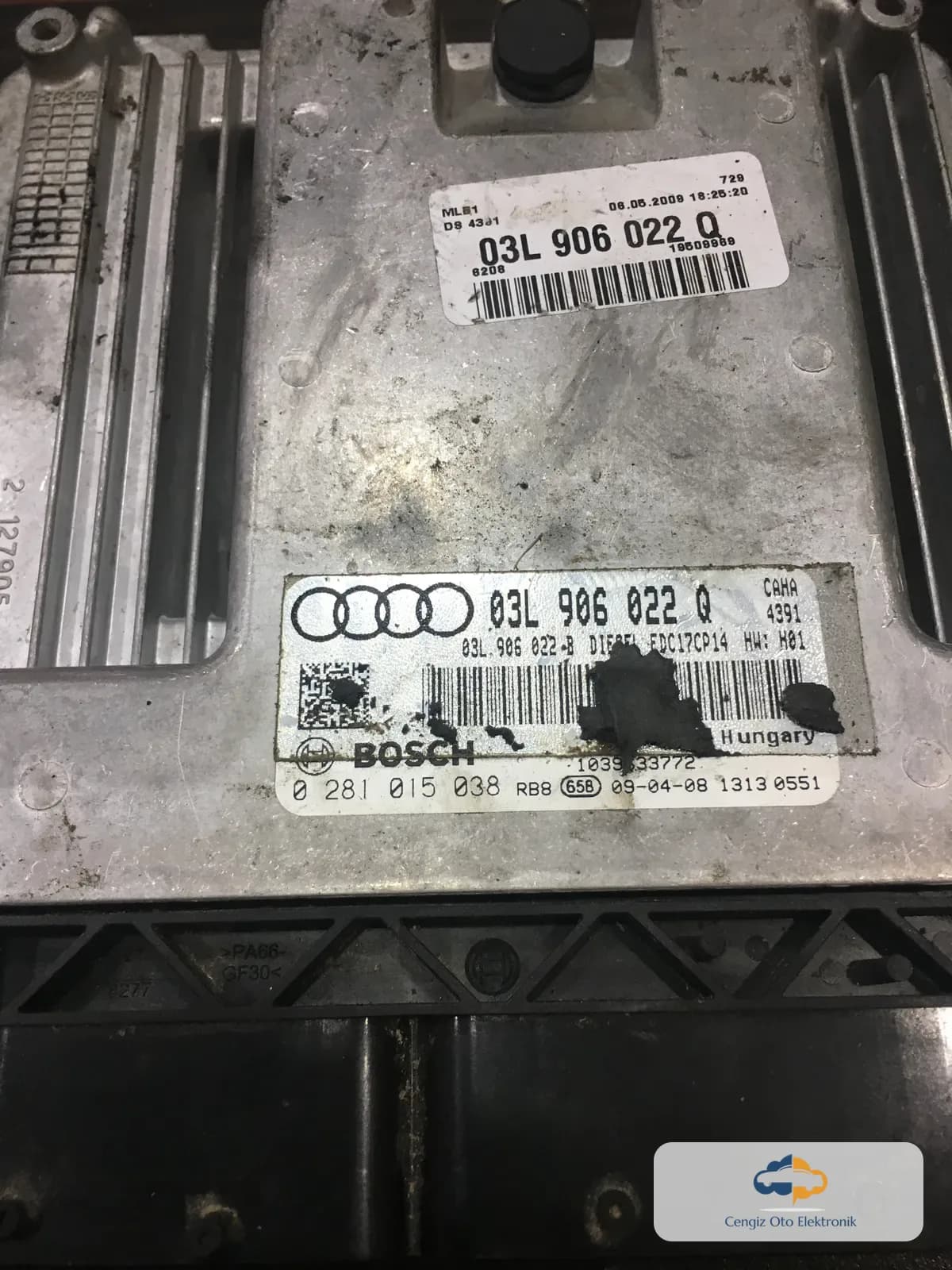 Audi Q5 2.0 Motor Beyini - 0281015038 - 03L906022Q