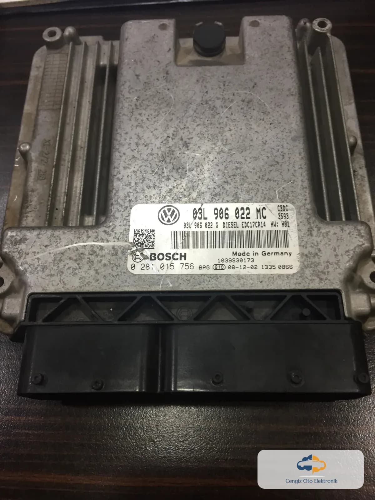 Volkswagen Golf 6 - 0281015756 - 03L906022MC - EDC17CP14