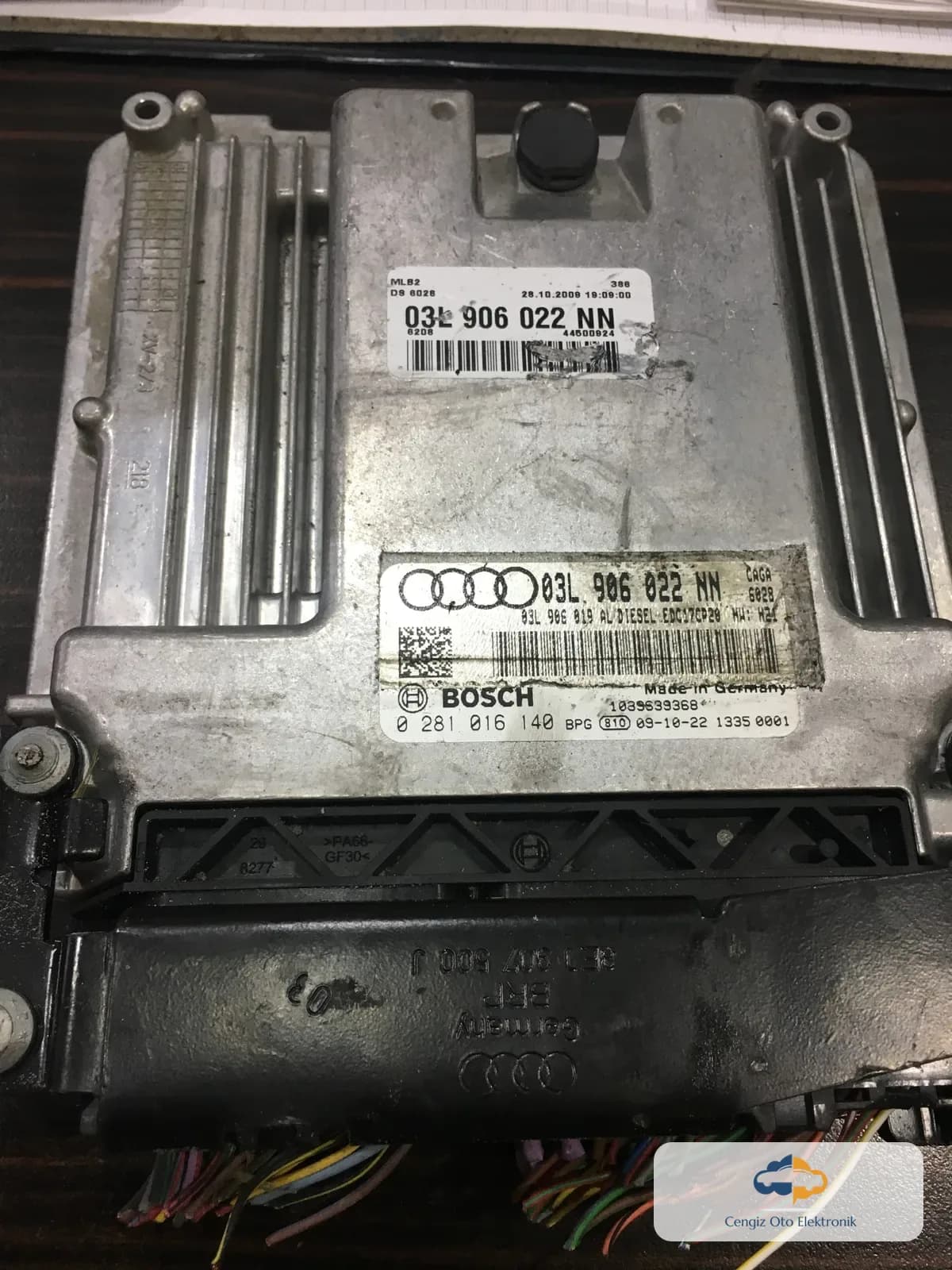 Audi A4 Motor Beyini - 0281016140 - 03L906022NN - EDC17CP20