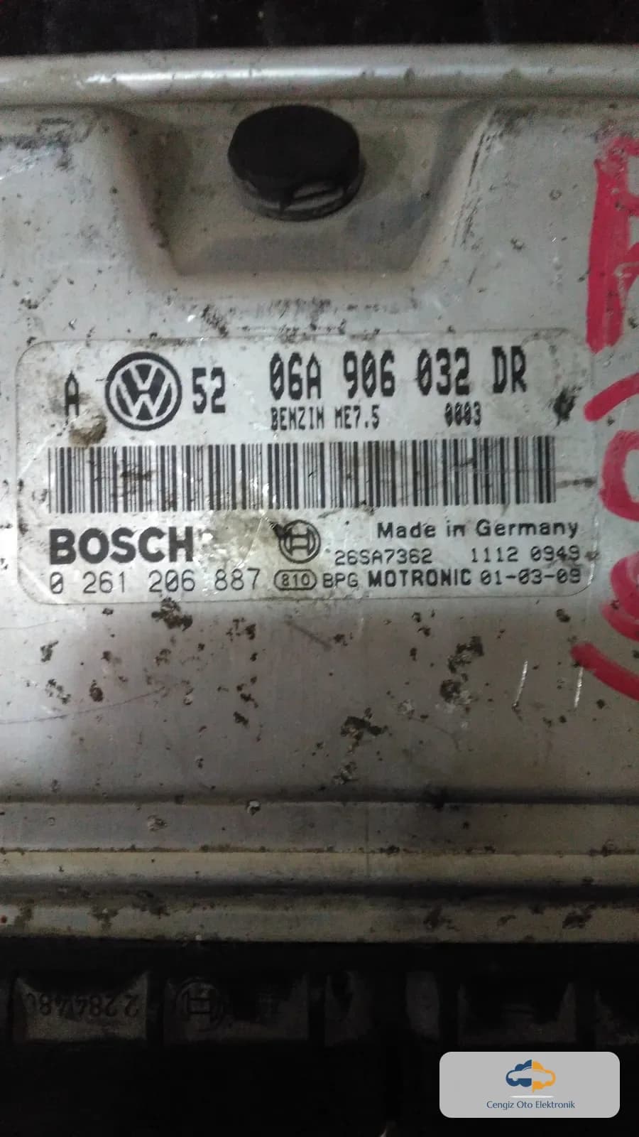 Volkswagen Volkswagen Golf IV / Bora Motor Beyini (Motor Kontrol Ünitesi / ECU / DME) - 06A906032DR - 0 261 206 887