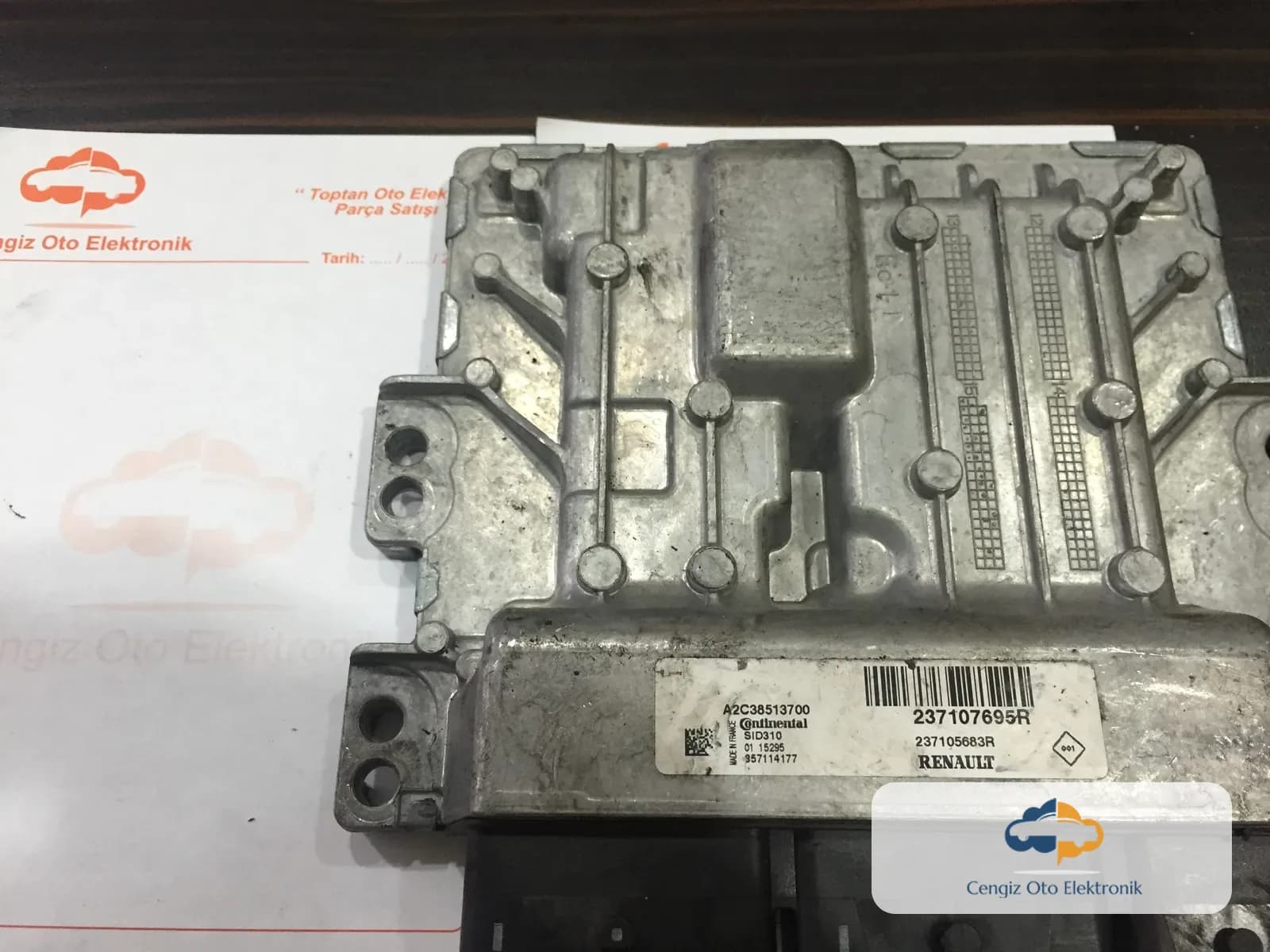 Renault Captur 1.5 dCi 110 - 237107695R - 237105683R