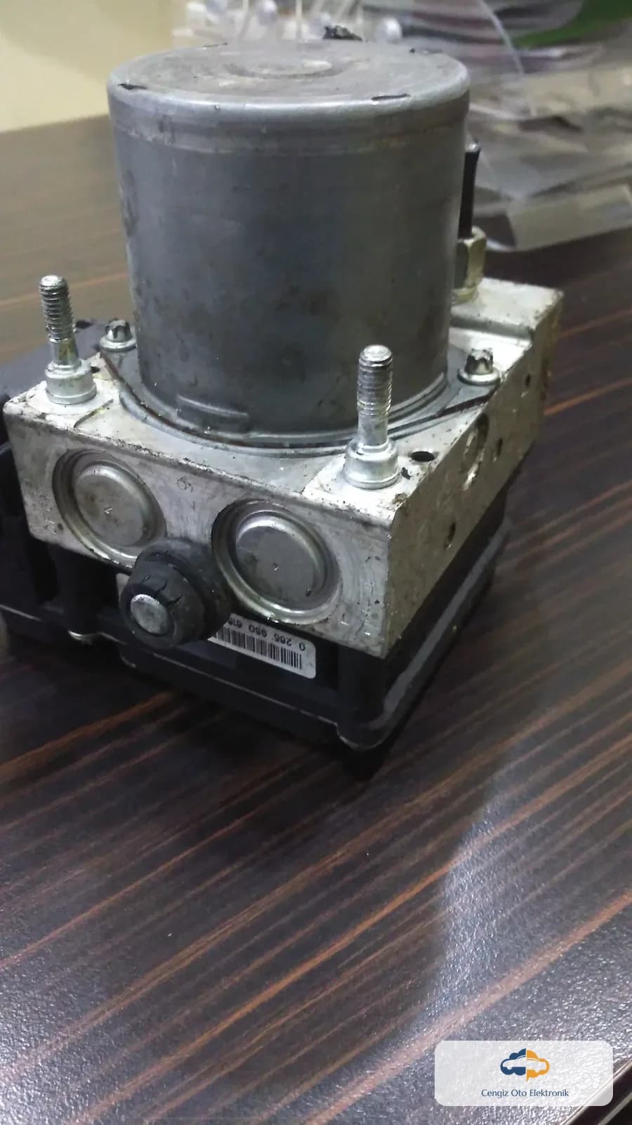 Nissan Nissan Qashqai / Nissan Qashqai+2 ABS Beyni ve Hidrolik Pompa Modülü (ABS / ESP Kontrol Modülü & Pompa Bloğu)