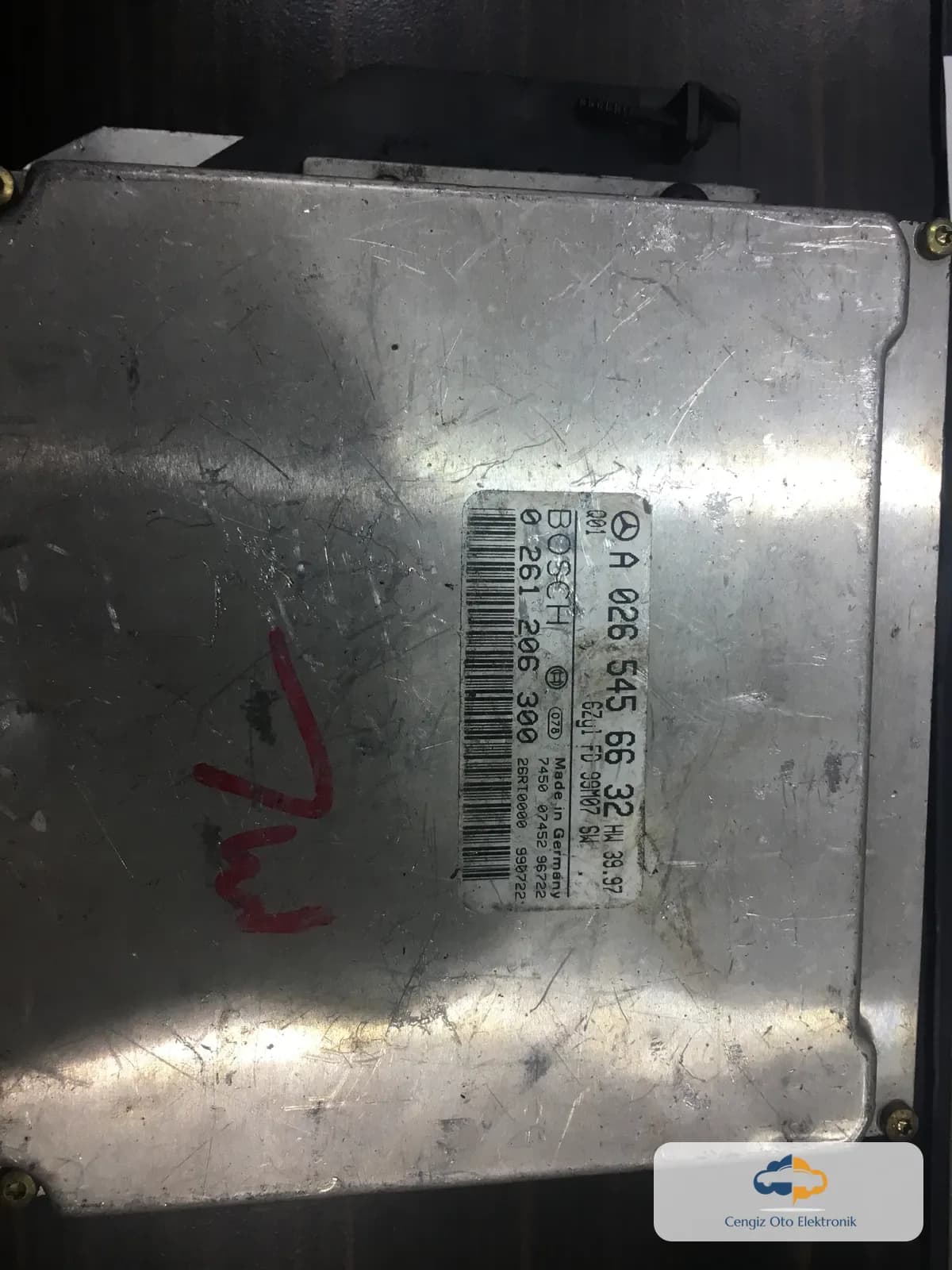 Mercedes W163 - ML320 - ML430 - A0265456632 - 0261206300