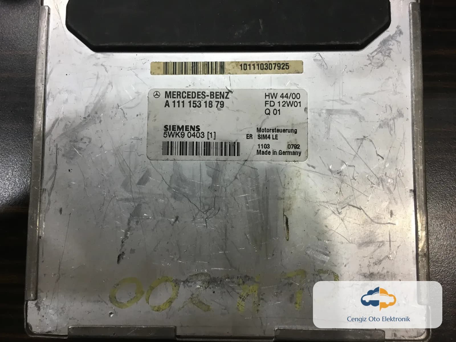 Mercedes W203 W210 - A1111531879 - 0281001818