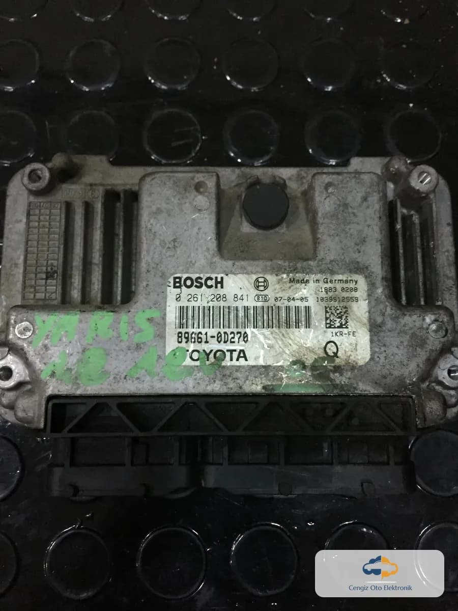 Toyota Toyota Yaris II (XP90 / KSP90) Motor Beyni (ECU / ECM / Motor Kontrol Ünitesi) - 0261208841 - 89661-0D270