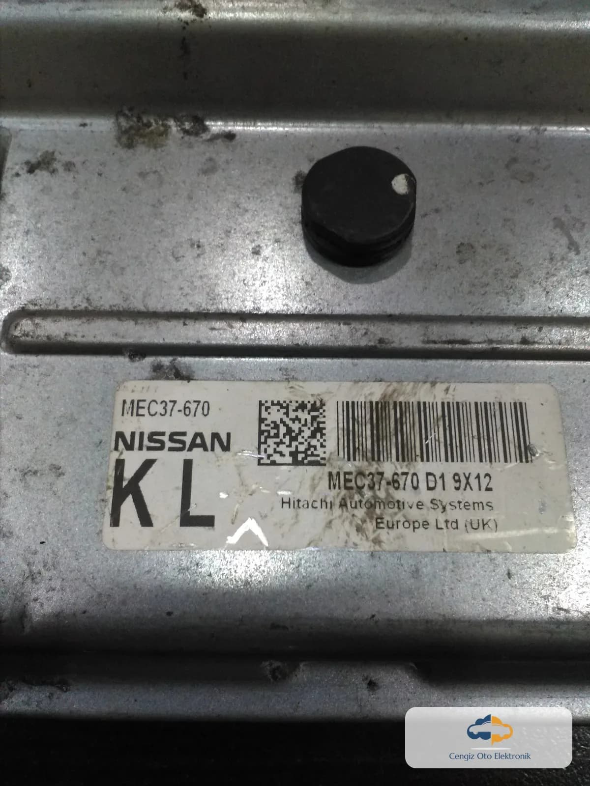 Nissan Nissan Note (E11) Motor Beyini (ECU / Motor Kontrol Ünitesi - ECM) - MEC37-670 - MEC37-670 D1 - MEC37-670 C1