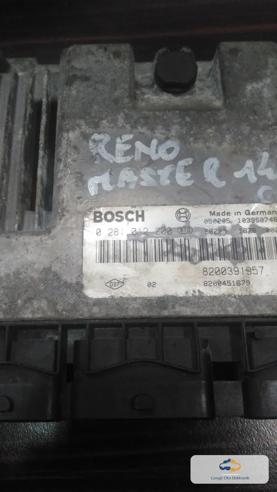 Bosch Renault Master II, Mascott; Opel Movano A; Nissan Interstar Motor Beyini / Motor Kontrol Ünitesi (ECU)