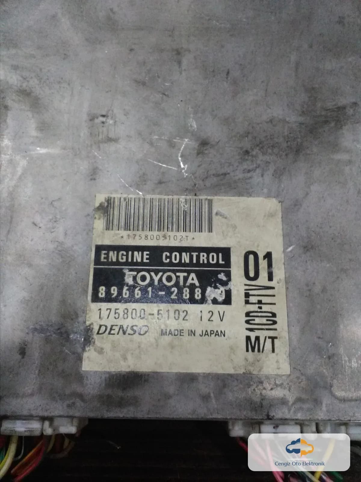 Toyota Toyota Previa II / Tarago II (XR30 / CLR30) Motor Beyini (ECU / ECM / Engine Control Unit) - 175800-5102